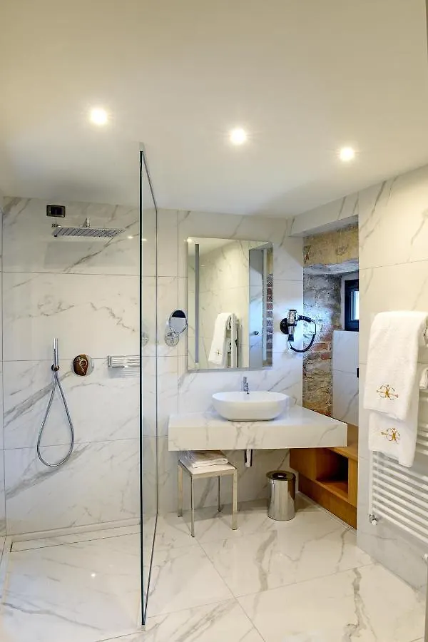 Ξενοδοχείο Relais & Spa Castello Di Casiglio Έρμπα