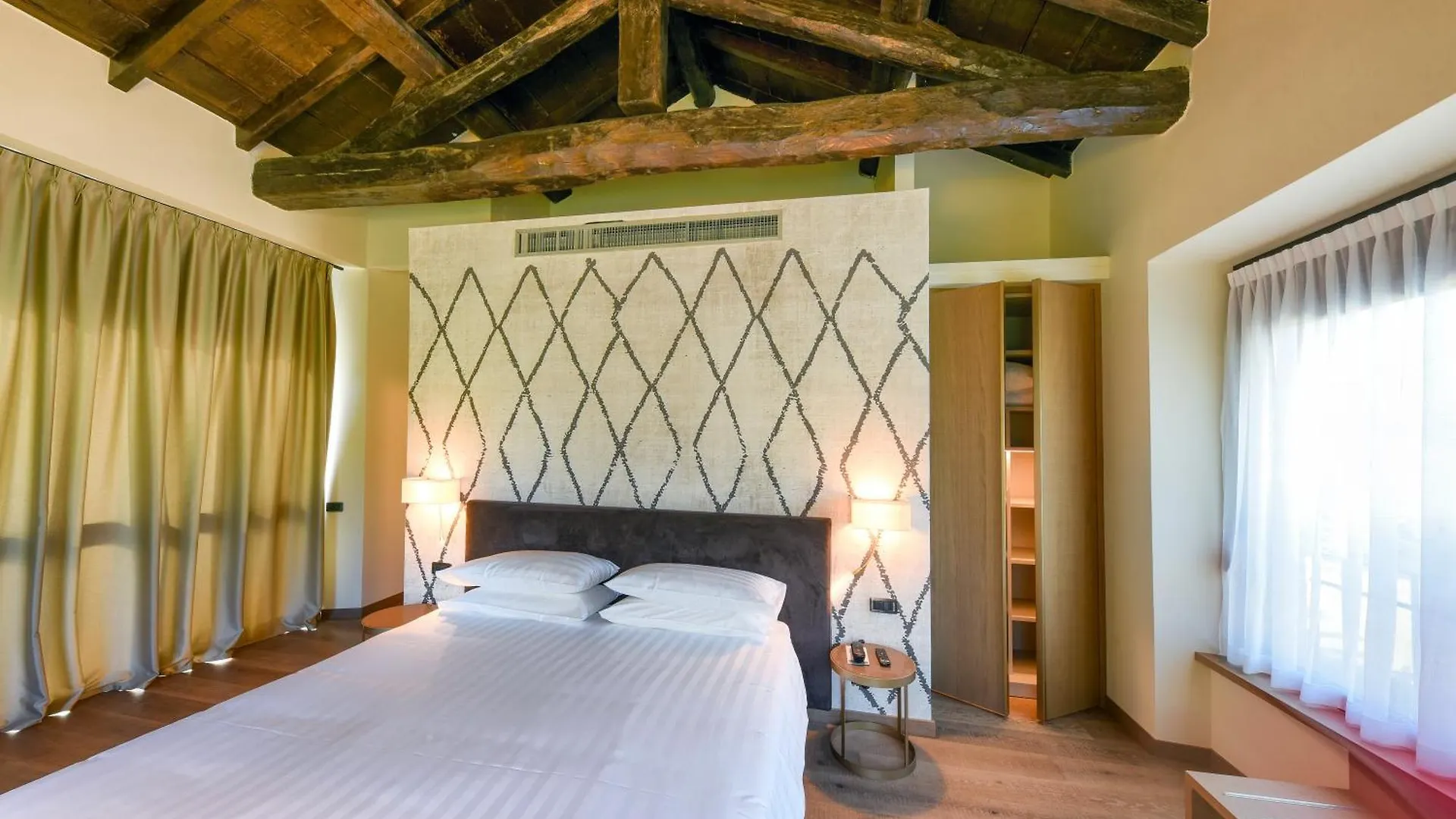 Relais & Spa Castello Di Casiglio Έρμπα