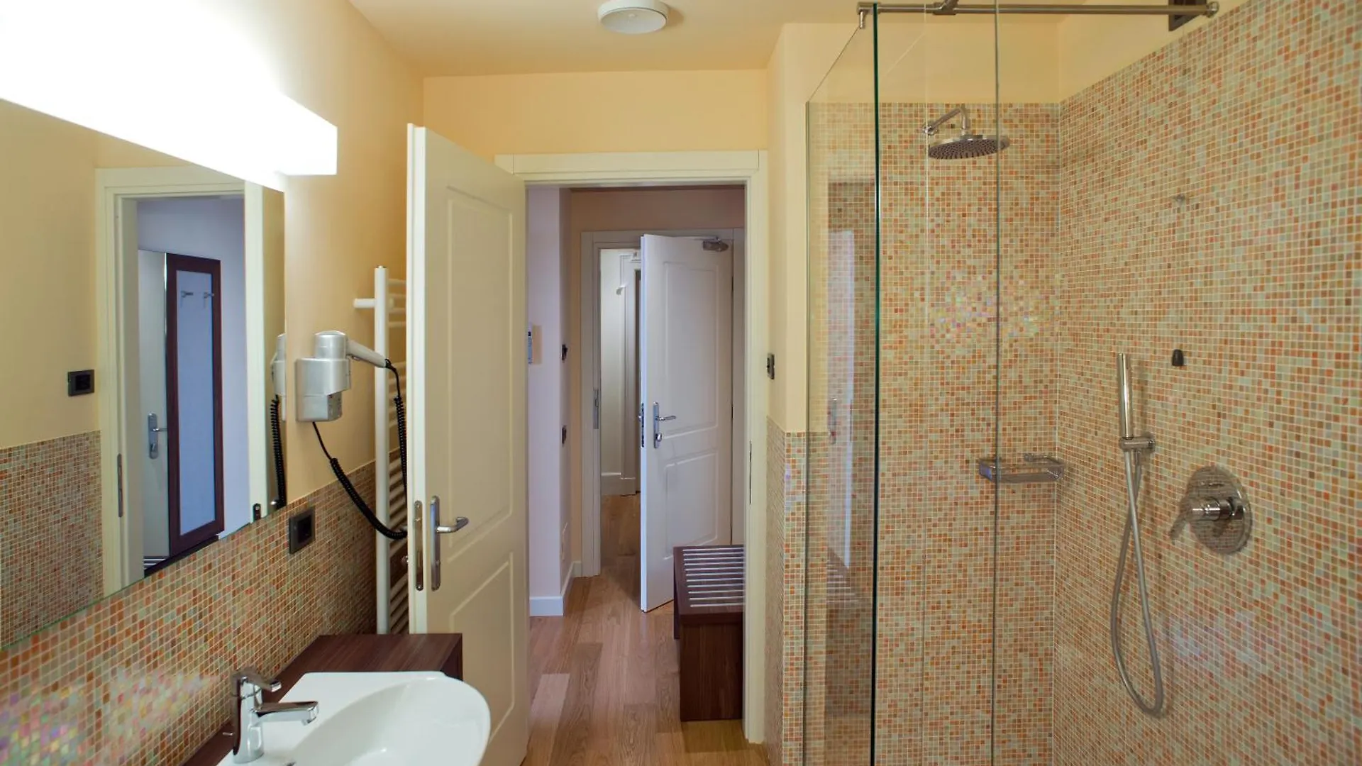 Relais & Spa Castello Di Casiglio Έρμπα Ξενοδοχείο
