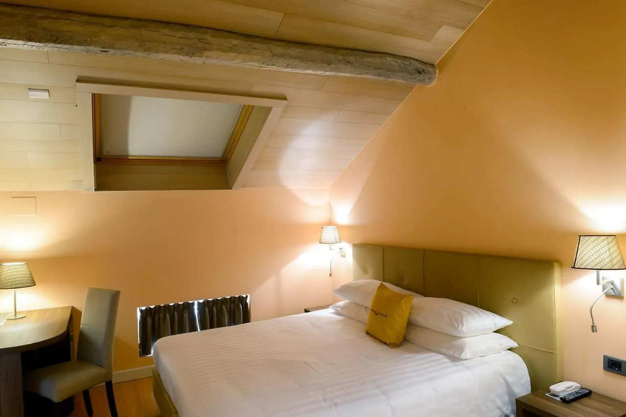 Ξενοδοχείο Relais & Spa Castello Di Casiglio Έρμπα